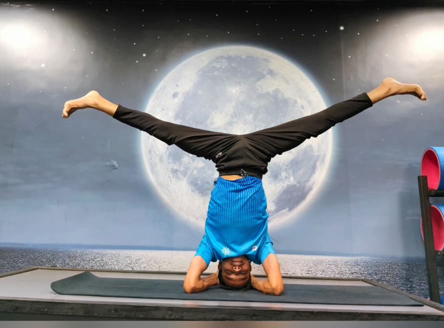 Core Strength Pose